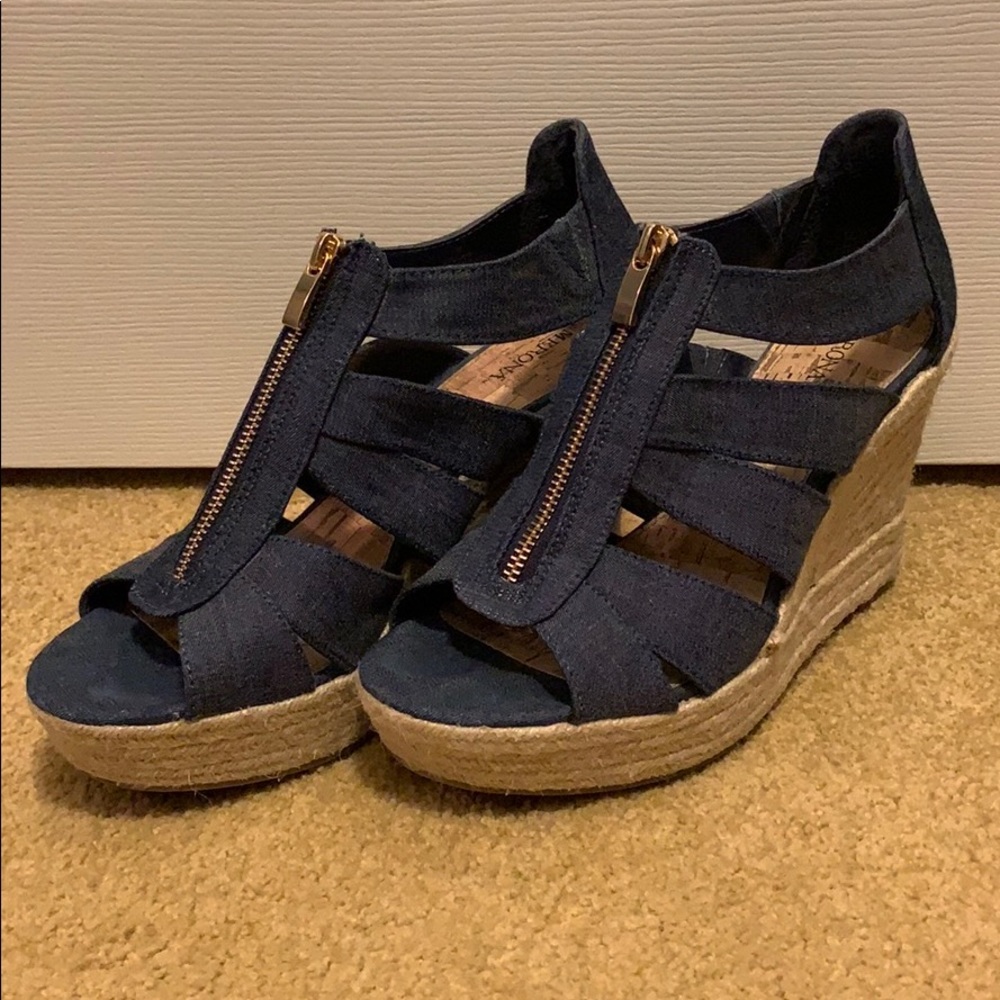 Cute blue wedges